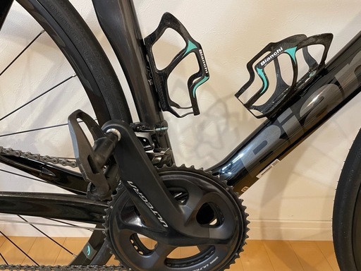 Bianchi OLTRE XR3 DISC メトロン5D アルテグラ　11s