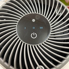 中古　Levoit 空気清浄機 LAP-C161-WJP 12畳対応 脱臭 静音 小型 コンパクト 花粉の画像