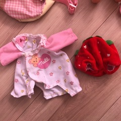 メルちゃん、お洋服まとめての値段ですの画像