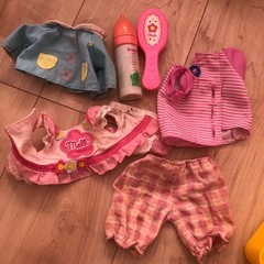 メルちゃん、お洋服まとめての値段ですの画像
