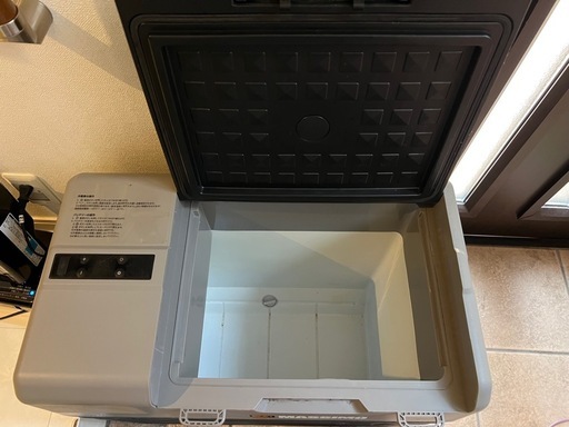 中古 アウトドア 車載冷蔵庫 62L62L