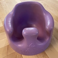バンボと専用テーブルの画像