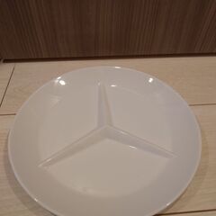 【Mercedes-Benz】皿２枚セットの画像