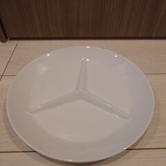 【Mercedes-Benz】皿２枚セットの画像