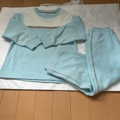 UNIQLO(110サイズ)フリース部屋着.パジャマ💤の画像