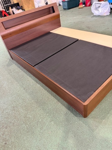 グランツ　ダブルベッドフレーム