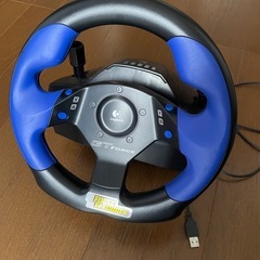 プレステ2対応ステアリングコントローラーの画像