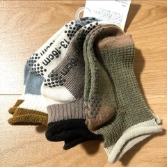 ベビー靴下　新品　3足組の画像