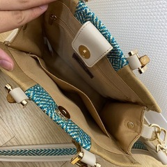ショルダーバッグの画像