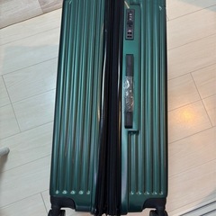 スーツケース 大型　緑　ほぼ未使用　70Lの画像