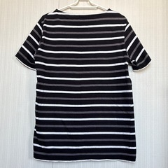 試着のみ 備品　GU ボーダーTシャツ メンズS カットソー　黒　グレー　白の画像
