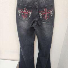 デニムパンツ ブーツカット 黒 グレー 刺繍 ラインストーン付きの画像