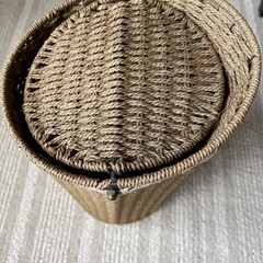 ゴミ箱の画像