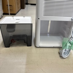 【除湿機】【タンク容量2.5L】クリーニング済み【管理番号10710】野の画像