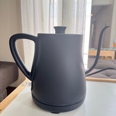 美品　電気ケトル　コーヒーケトル　お洒落の画像