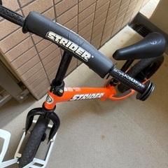 ストライダー　オレンジの画像