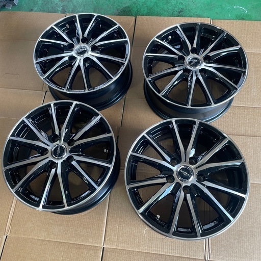 新古品アルミホイル16インチ4枚セット