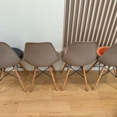 ダイニングチェア　椅子　希望なら座布団付き　の画像
