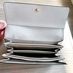 FURLA 長財布の画像