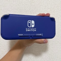 Nintendo Switch Lightの画像