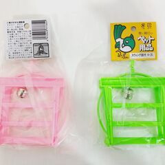 △ 未開封品 ペッズイシバシ他 鳥用品 飼料 餌 エサ オーツ麦 粟玉＆運動具おまとめ ペット用品の画像