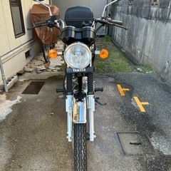 ヤマハ　YB125SP　セル1発始動　きれいな車体ですの画像