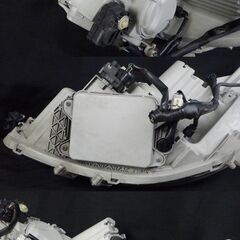 ②ジャンク 詳細不明 トヨタ ヘッドライト ユニット？ アッセンブリ？の画像