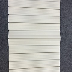 シャッター式風呂蓋 オーエ　ホワイトの画像