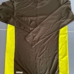 新品　長袖　スポーツウェア　140 150 2枚セットの画像