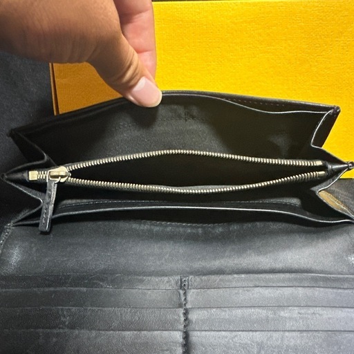 正規品　フェンディー