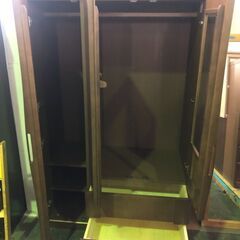 ジャングル×２和泉大型良品館 ワードローブの画像