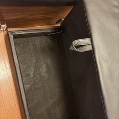 フェイクレザーベンチの画像