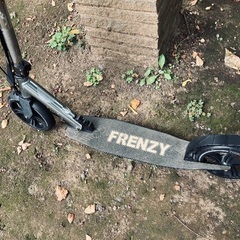 FRENZY フレンジー　キックボード　ブラックの画像