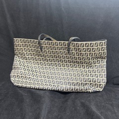 正規品フェンディートートバックの画像
