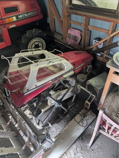 手動式 田植え機　MITSUBISHI  MP4