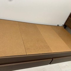 美品！シングルベッドフレーム＋マットレスセットの画像