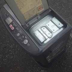 ■中古■動作品■サンヨー電気・石油ファンヒーター・CFH-A306■燃焼時消費電力が僅か２２W■の画像
