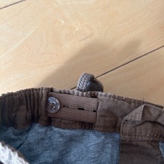 発送OK★オマケ付き★ H&M サスペンダー付きボトムス ベビー服 ベビーズボン ズボンの画像