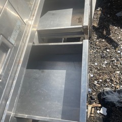 複数台あり　業務用ステンレス作業台引き出し付きの画像
