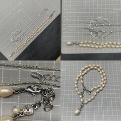 O338 コスチュームジュエリー MONET（モネ）2本おまとめ　シルバーチェーン/パールビジューネックレス　中古の画像
