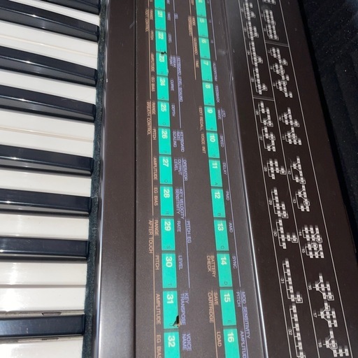 (引き取り限定)YAMAHA DX-7【動作品】カートリッジ1・2付き