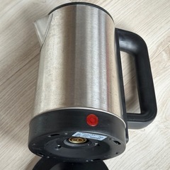 電気ケトルの画像