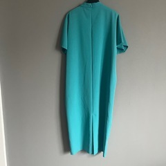 タグ付き新品　ドレスの画像