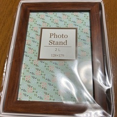 山のように額縁やフォトフレームございます❗️まとめ買い大幅値引き致します。の画像