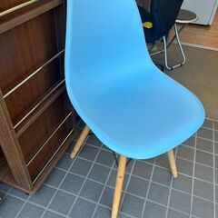 【リサイクルストアスターズ城西店】 【中古品】イームズ　シェルチェア※リプロダクト品の画像