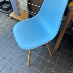 【リサイクルストアスターズ城西店】 【中古品】イームズ　シェルチェア※リプロダクト品の画像