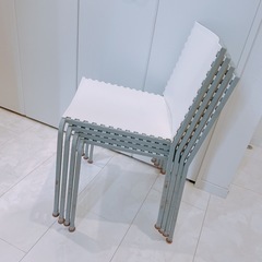 ダイニングチェア 4脚セットの画像