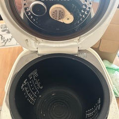 『受け渡し者決定』一升炊き炊飯器の画像