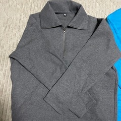 トップス　レディース　UNIQLOの画像