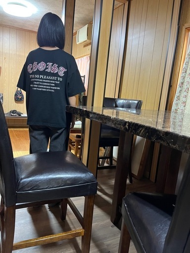 アメリカン家具　ダイニングテーブルとイス